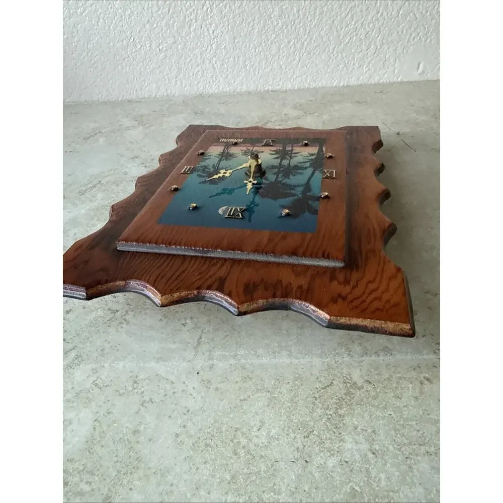 Vintage Hawaiian Sunset Lacquered Wooden Clock ~ Roman Numerals ~ READ